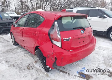 2016 Toyota Prius C Three z USA, uszkodzony, nr VIN JTDKDTB38G1116993